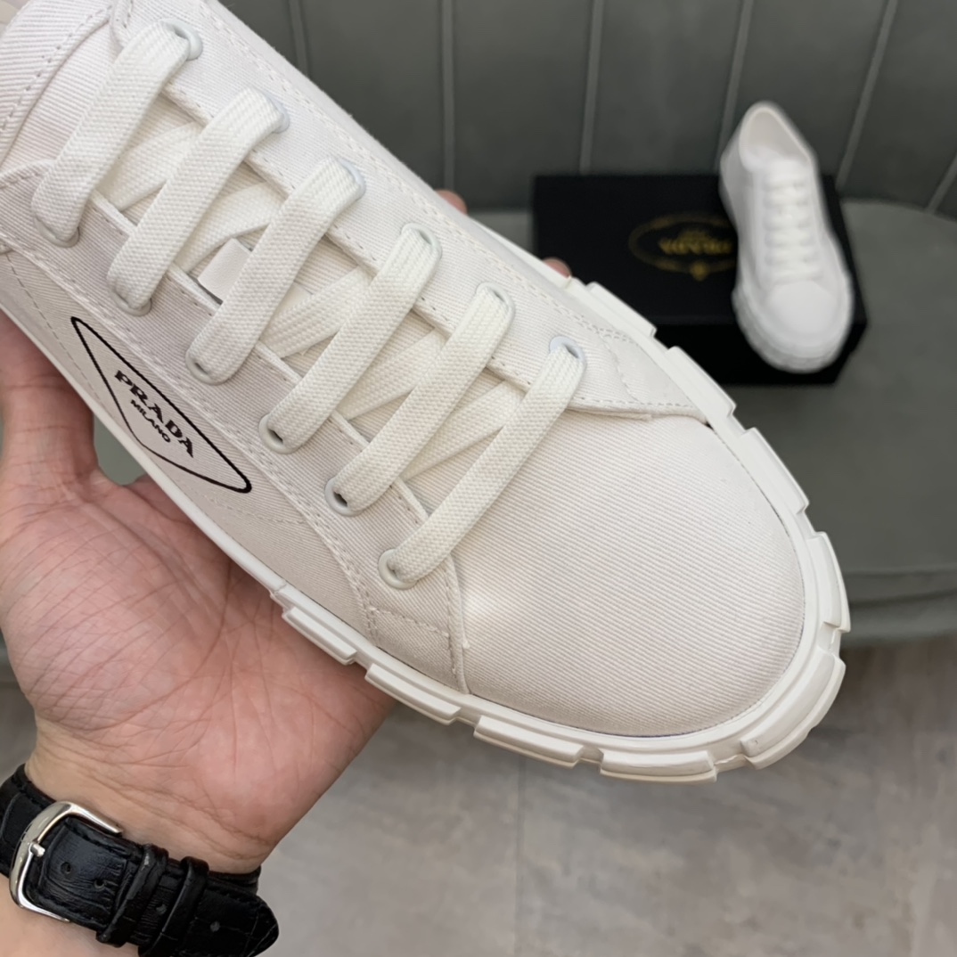 Prada Wheel Cassetta sneaker 3 - vstockx
