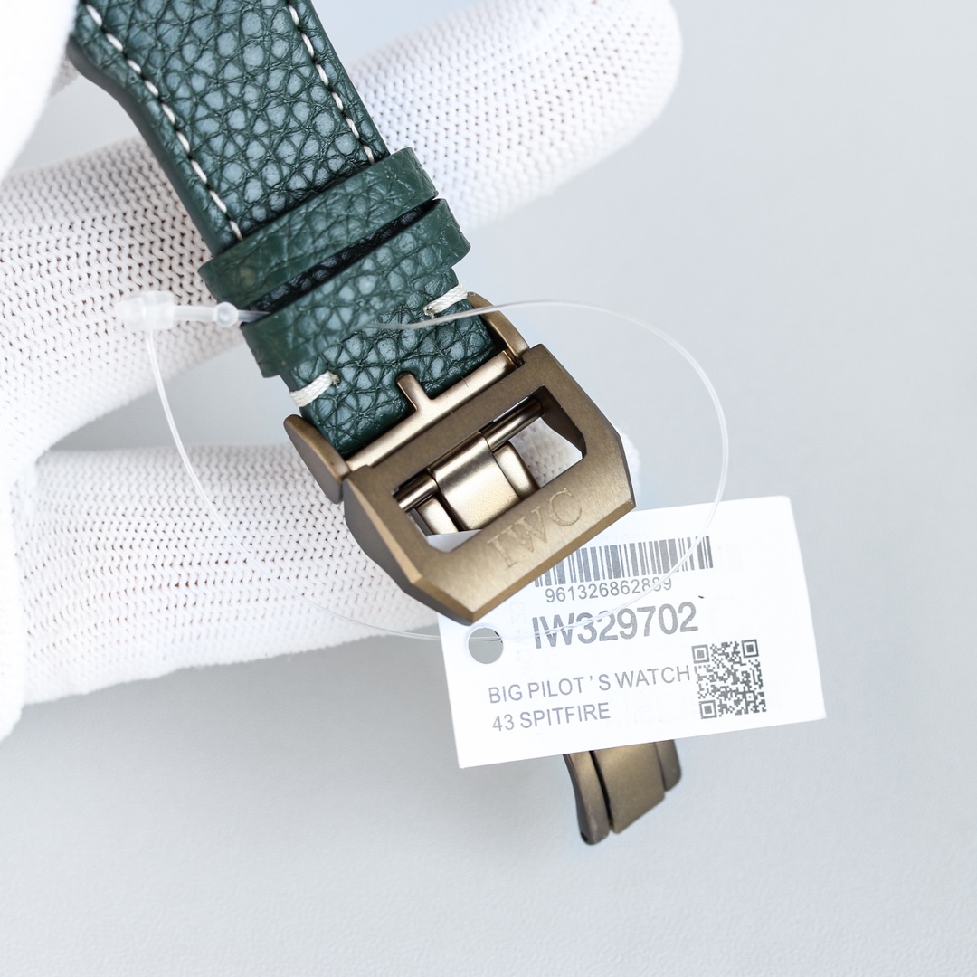 Watches IWS 323060 size:43 mm - vstockx