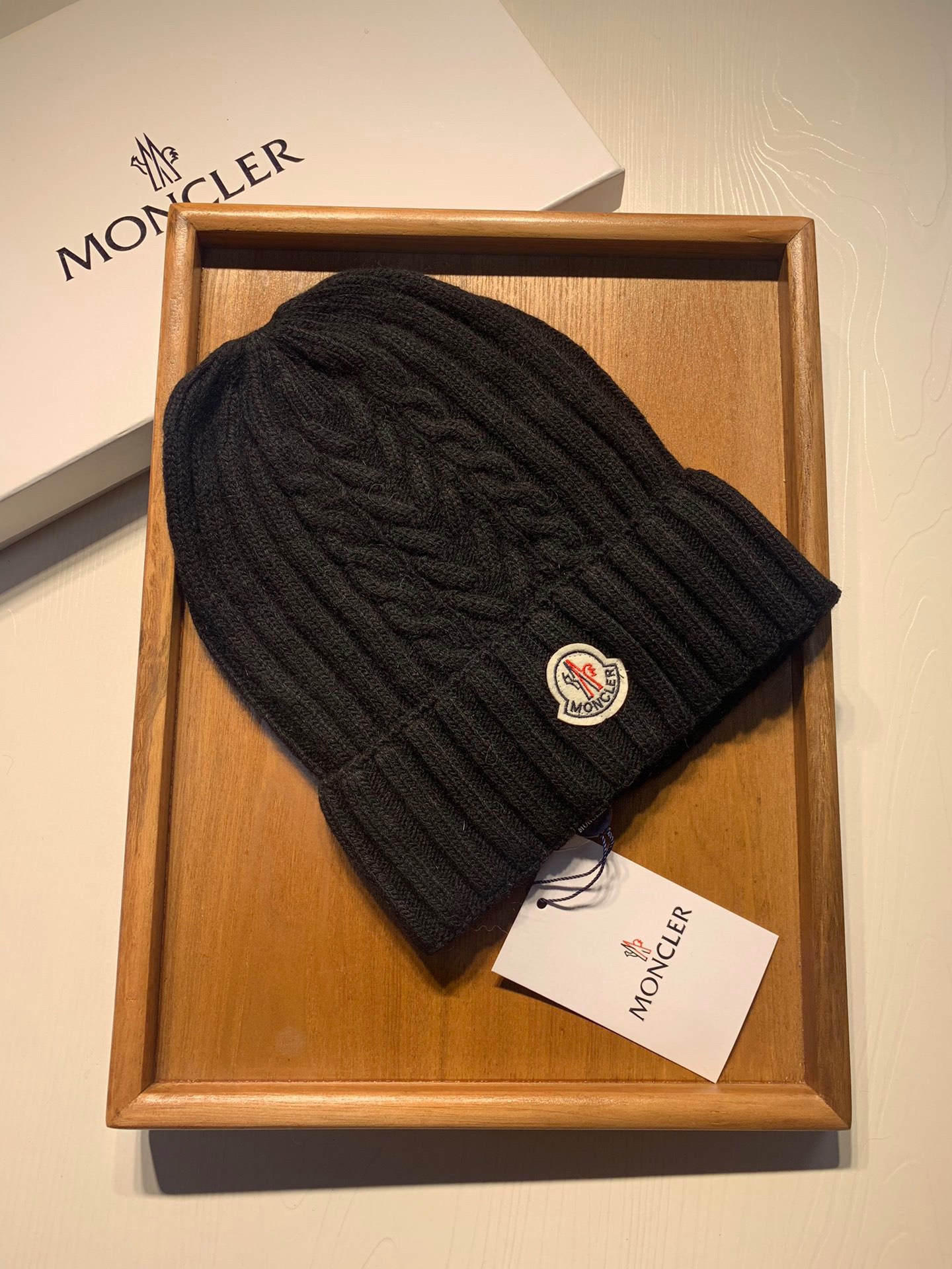 Hat Moncler 3 - vstockx