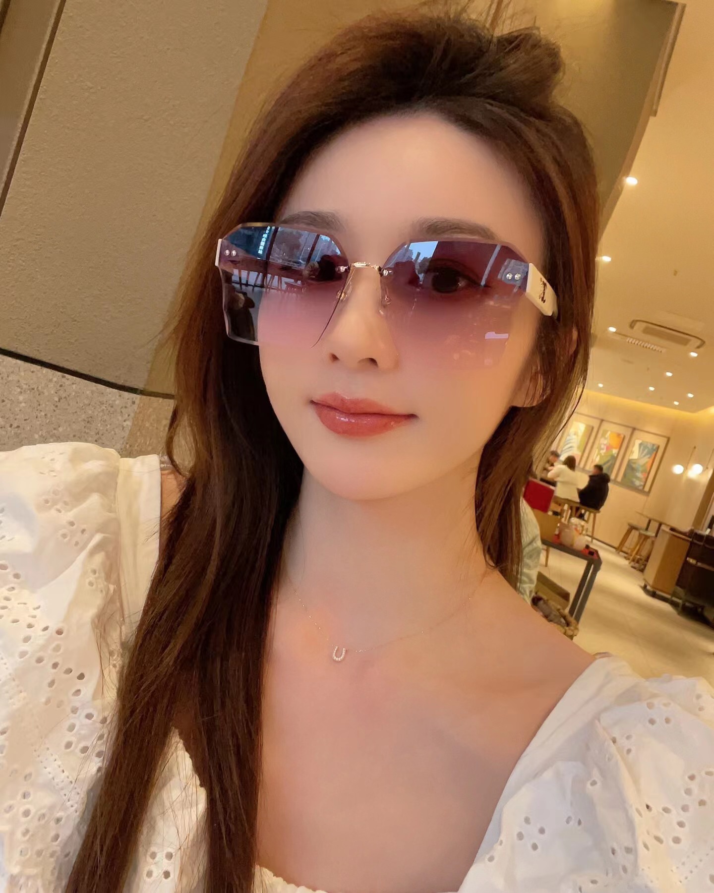 Sunglasses Chanel CH8851 - vstockx