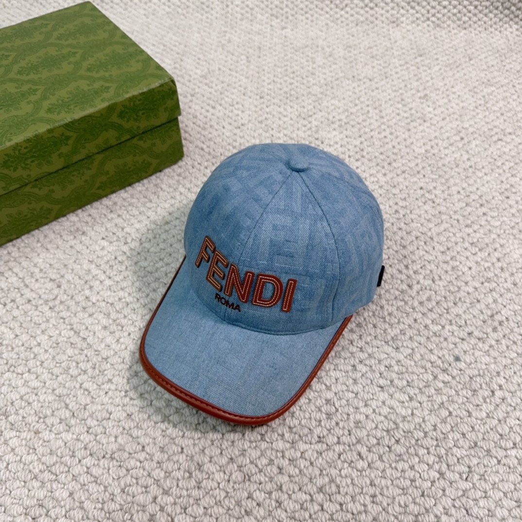 Streetwear Hat Fendi 329340 - vstockx