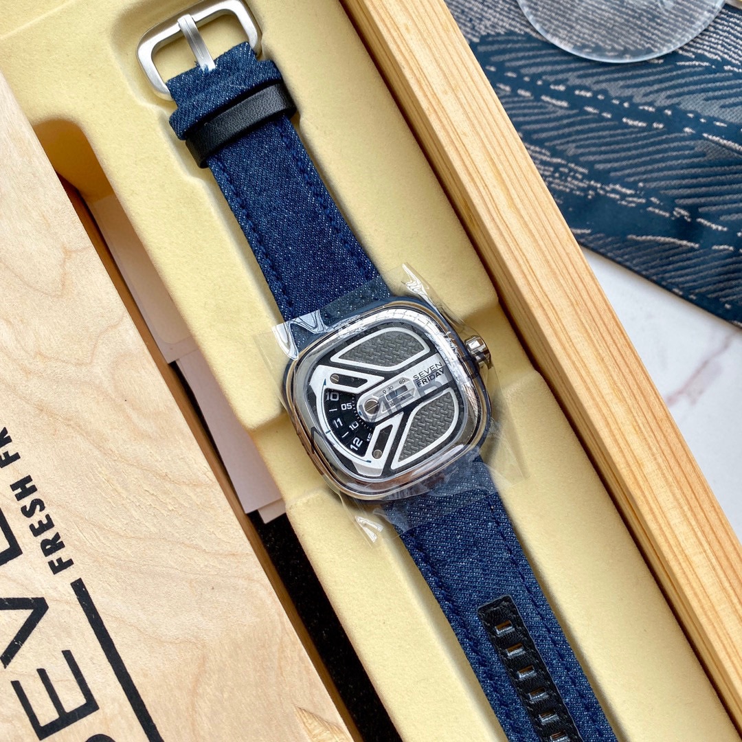 Watches Seven Friday 322859 size:47 mm - vstockx