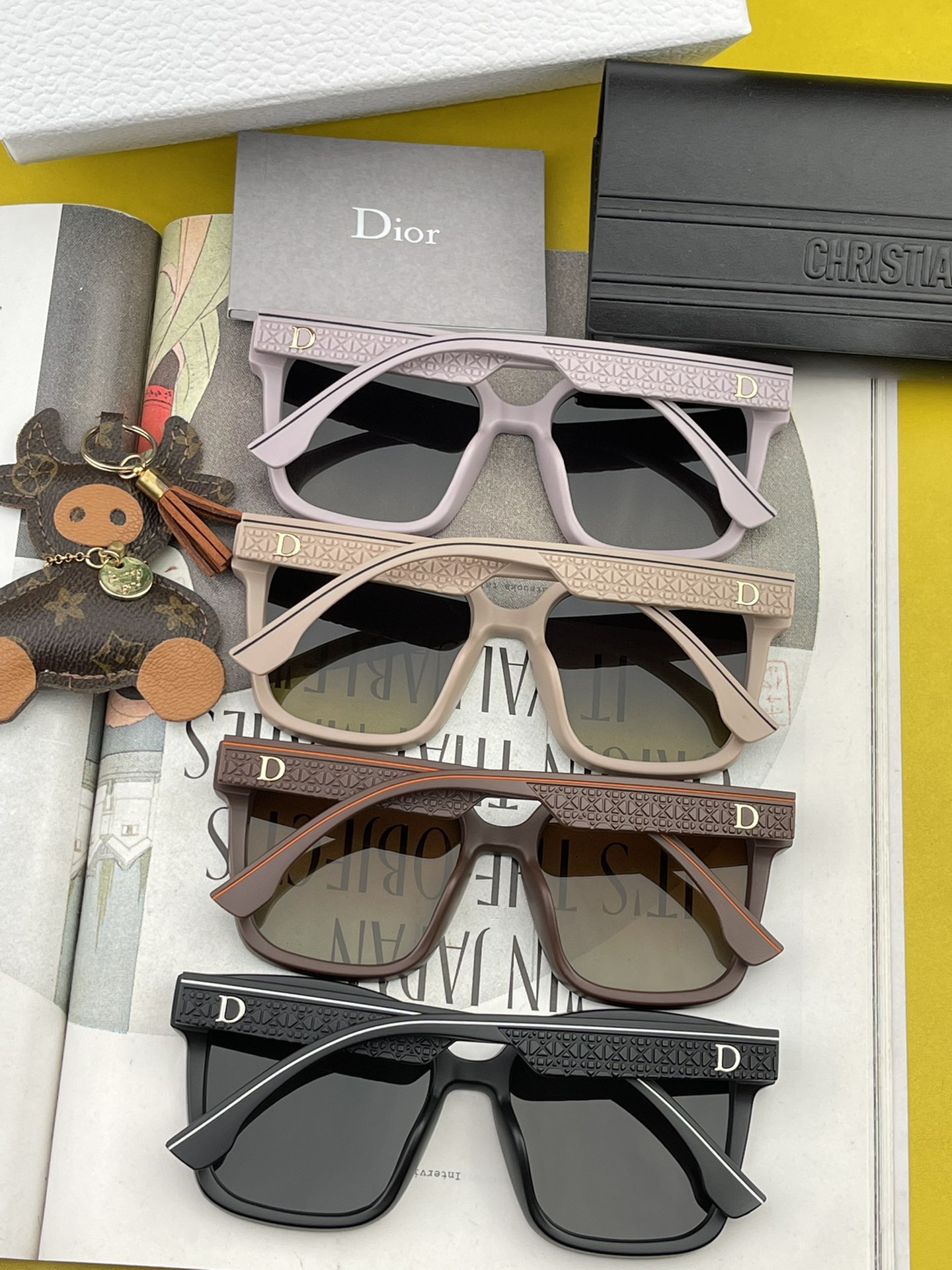 sunglasses Dior CD5190 - vstockx