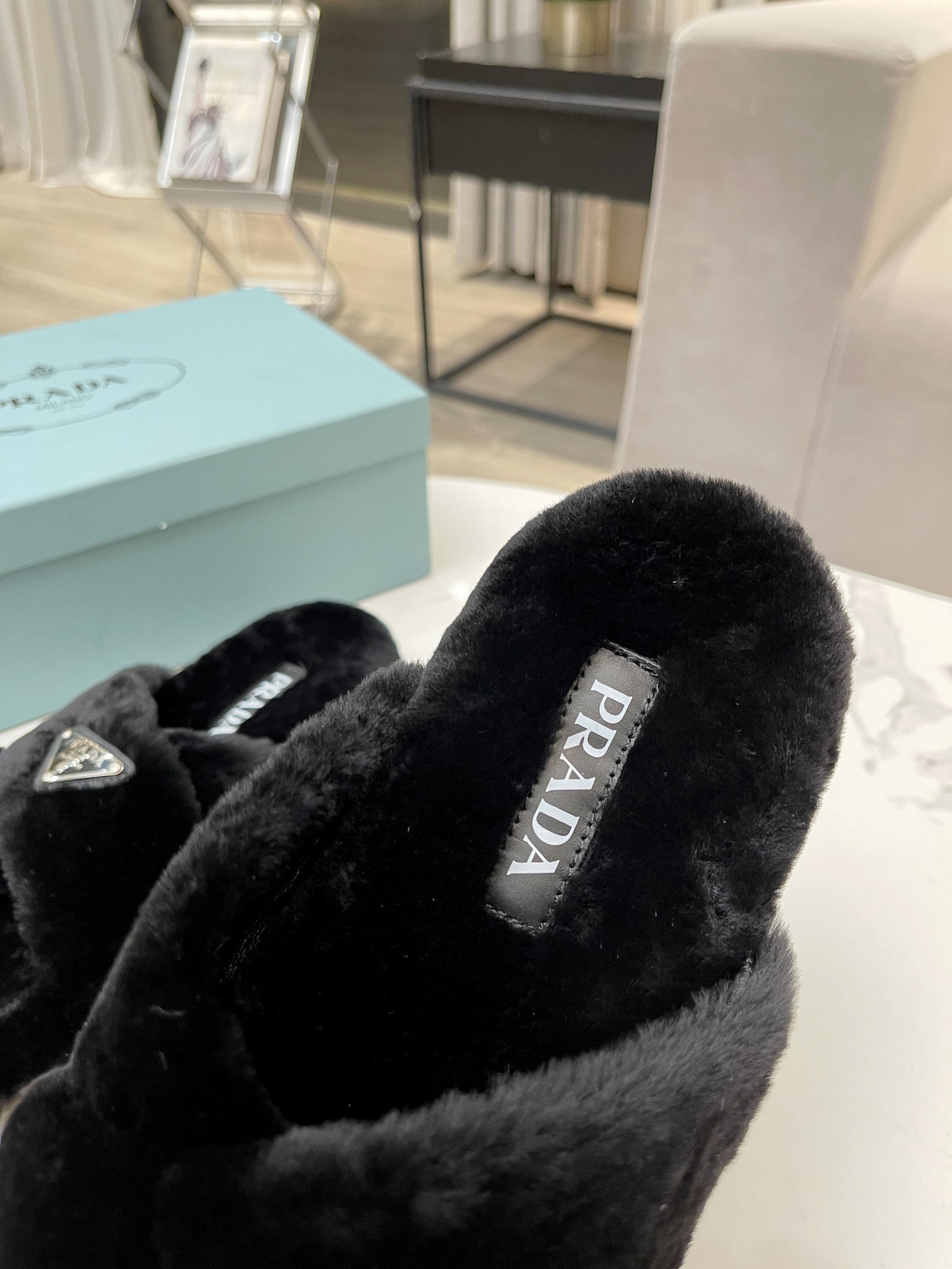 Prada Flat Sandals 3 - vstockx