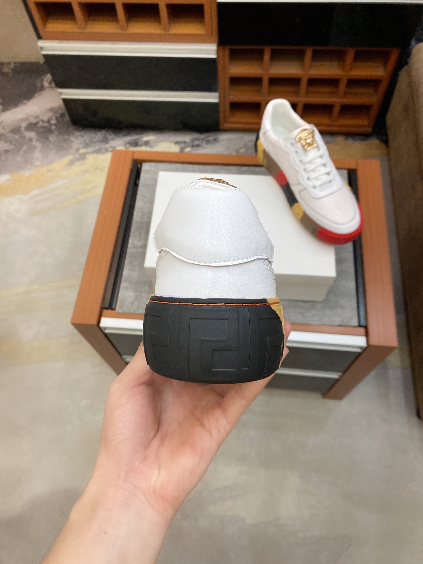 Versace Greca Sneaker 7 - vstockx