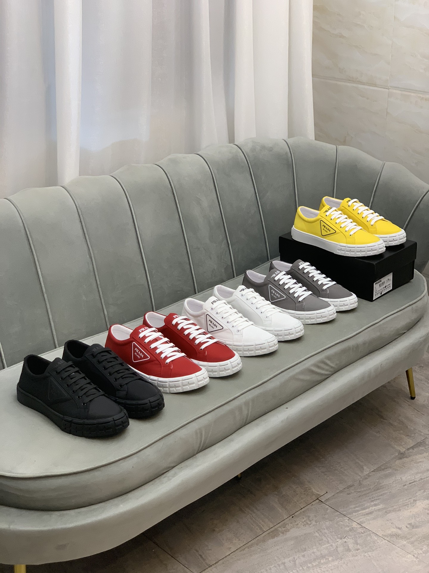 Prada Wheel Cassetta sneaker 9 - vstockx