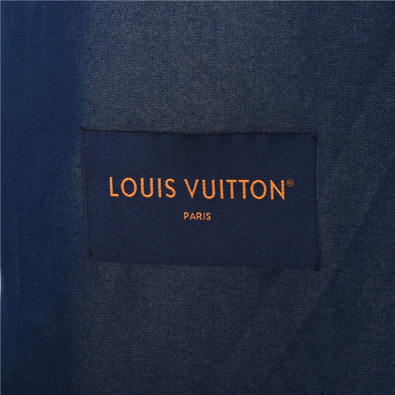 Clothes Louis Vuitton 1329 - vstockx