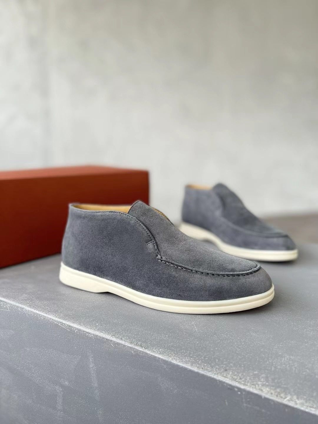 Loro Piana shoes 228 - vstockx