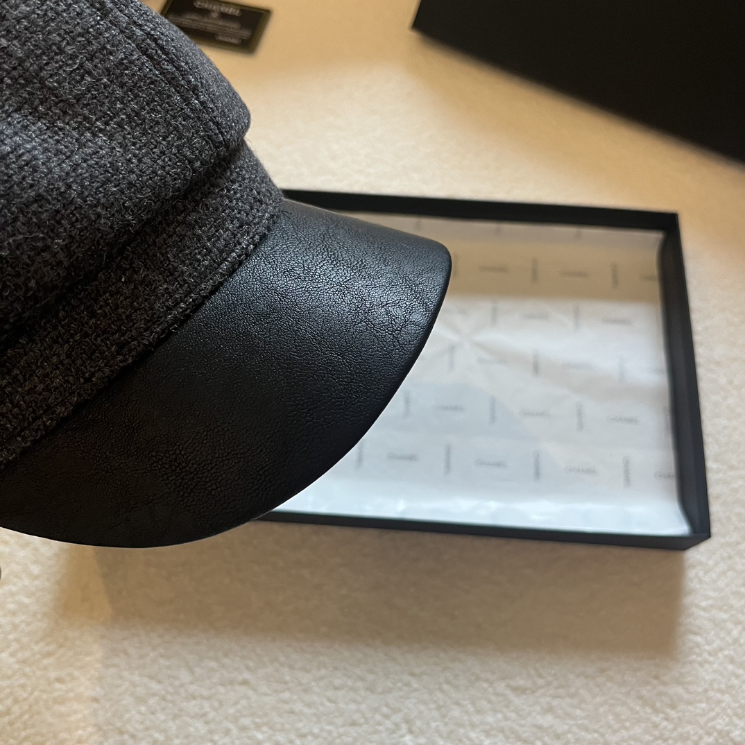 Streetwear Hat Chanel 329187 - vstockx