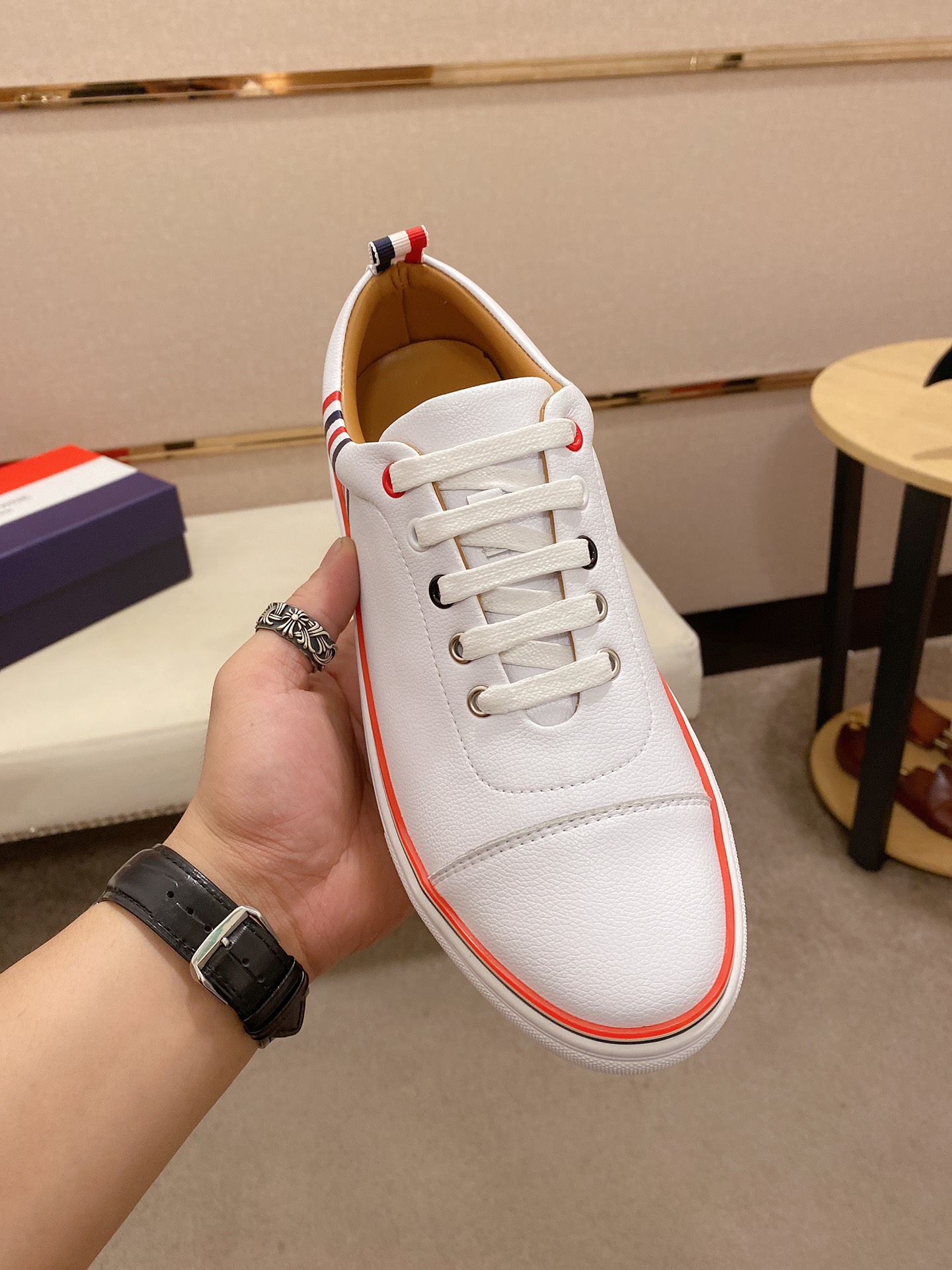 Thom Browne Low Top Sneaker 8 - vstockx