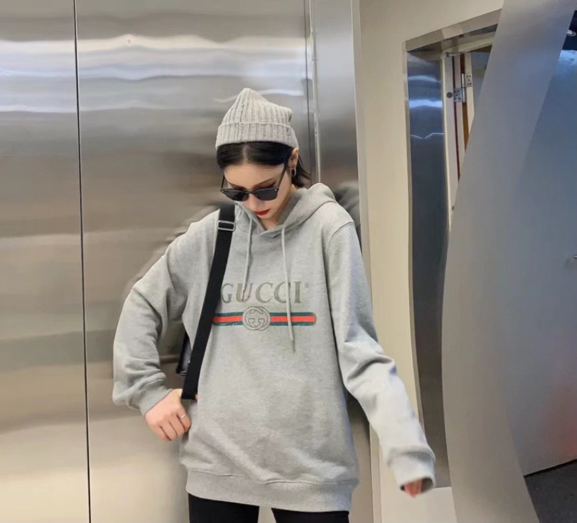 Clothes Gucci 318 - vstockx