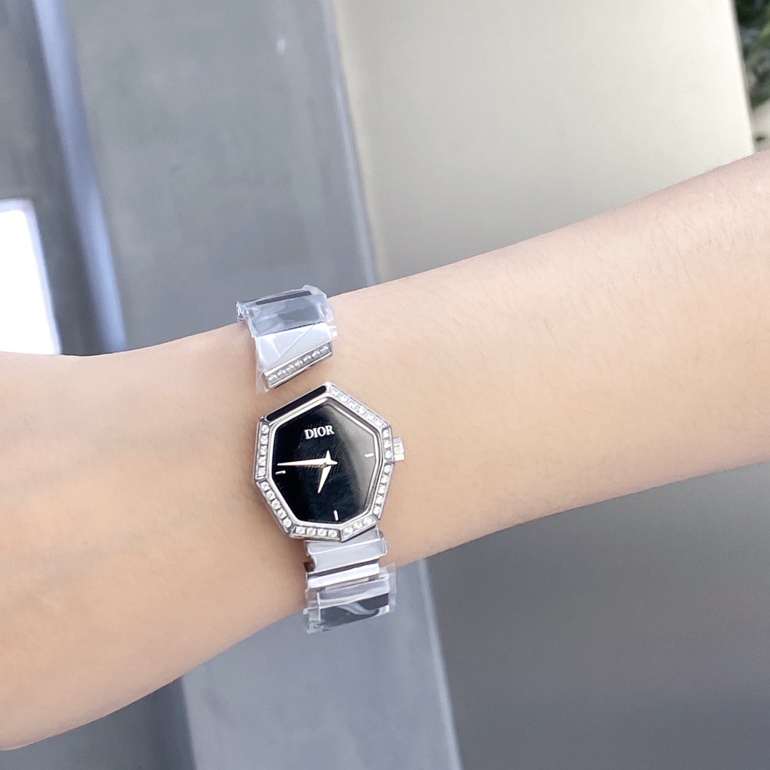 Watches Dior 323417 size:26*32 mm - vstockx