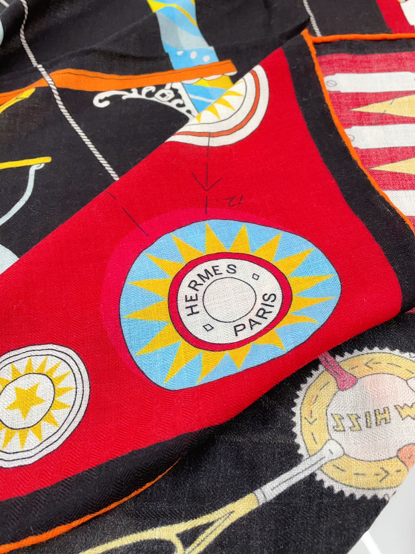 Streetwear Scarf Hermes 328741 SIZE:140cm*140cm - vstockx