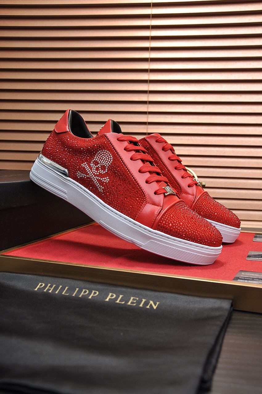 Philipp Plein Low Top Sneakers 7 - vstockx