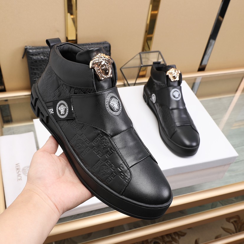 Versace High Top Sneaker 6 - vstockx