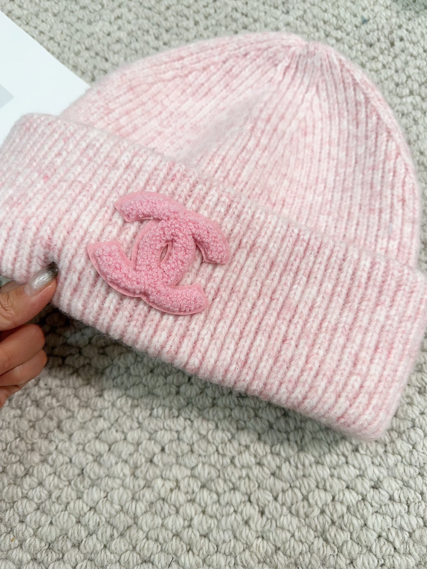 Streetwear Hat Chanel 329317 - vstockx