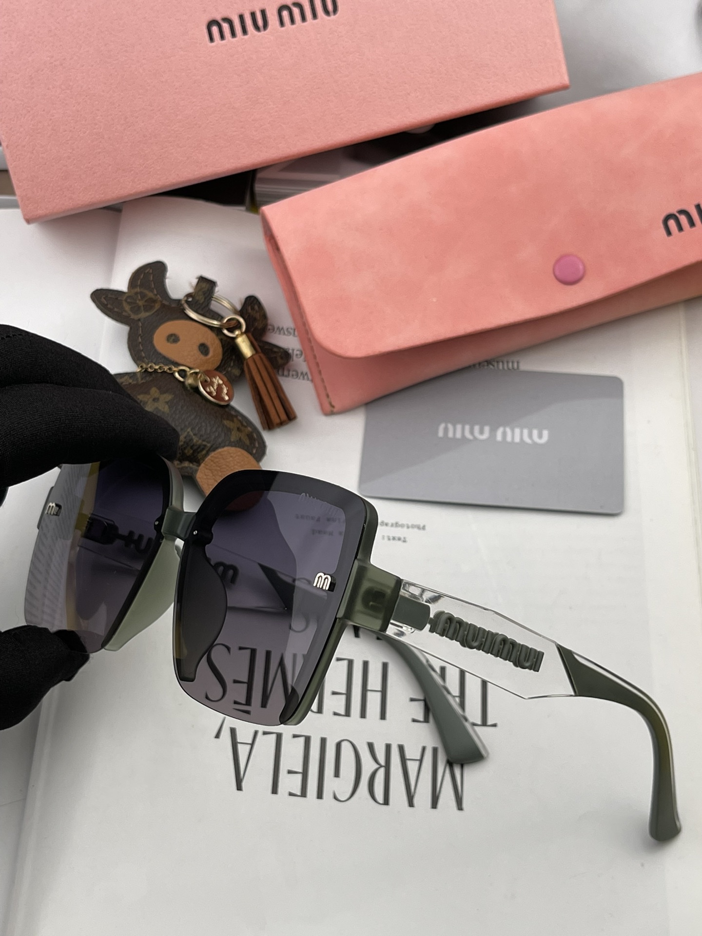 sunglasses Miu Miu MM 7771 - vstockx