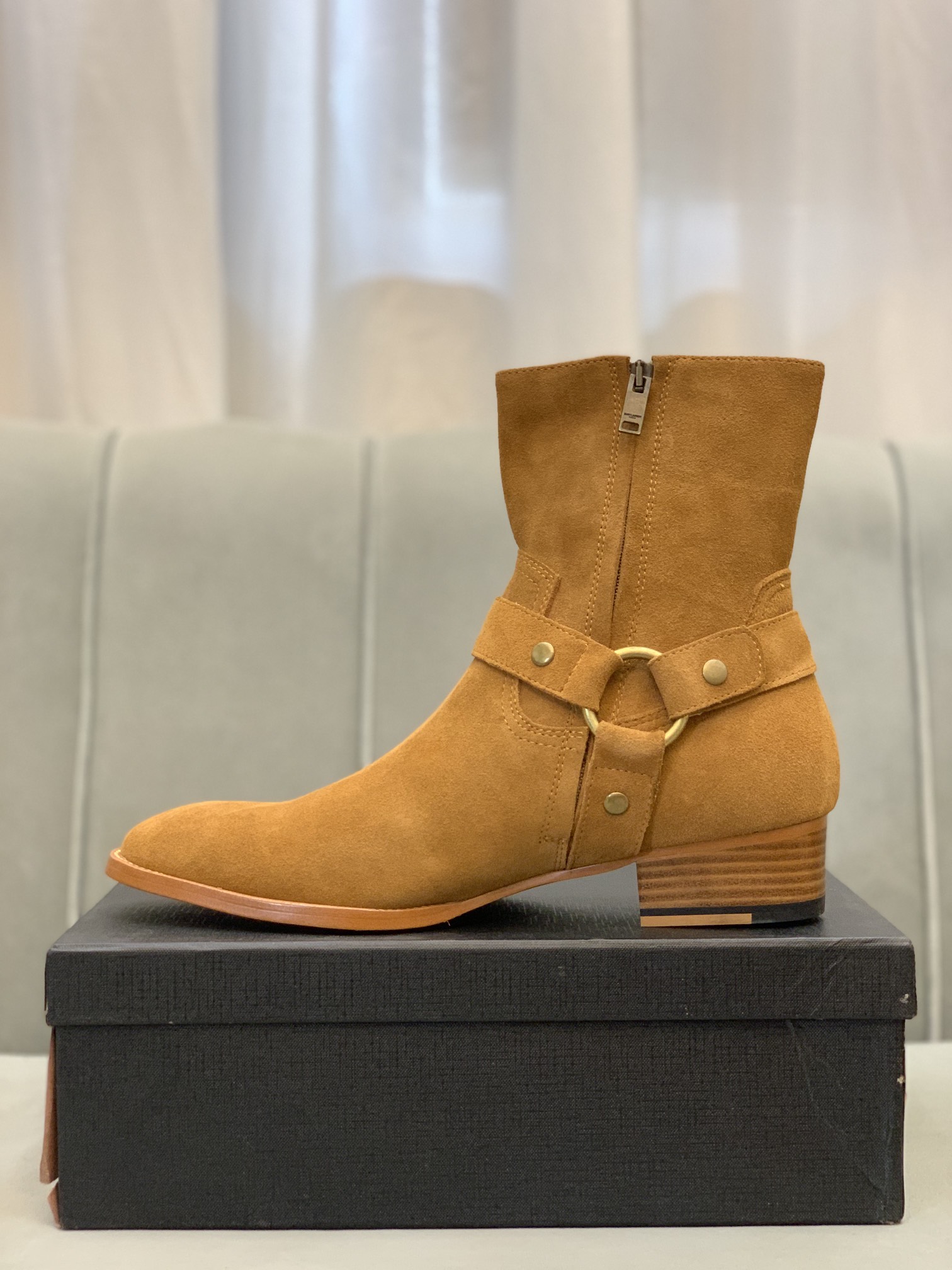 Saint Laurent Boots 1 - vstockx