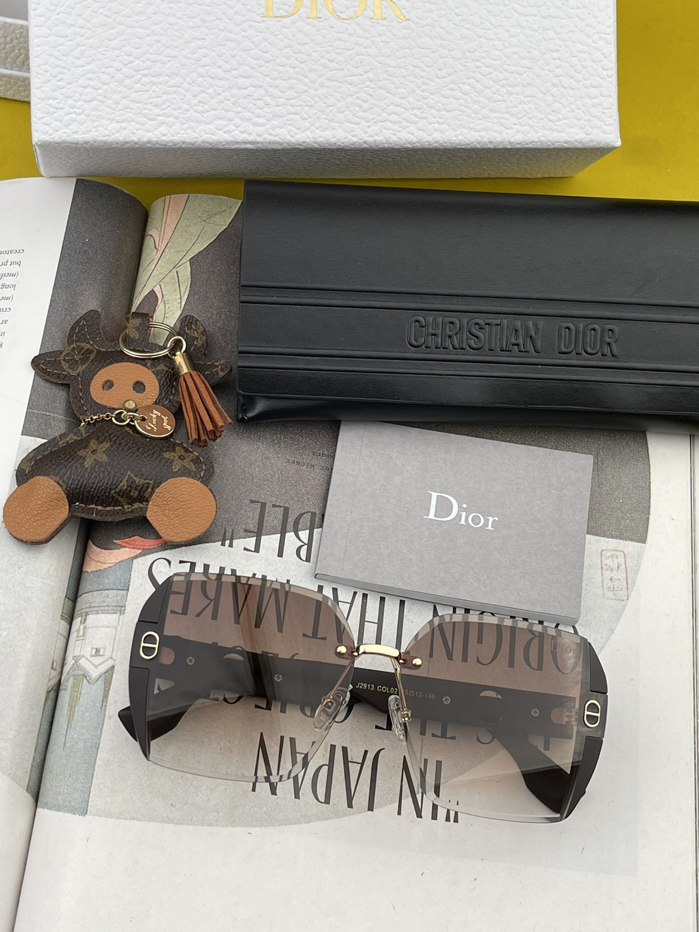 sunglasses Dior D3291 - vstockx