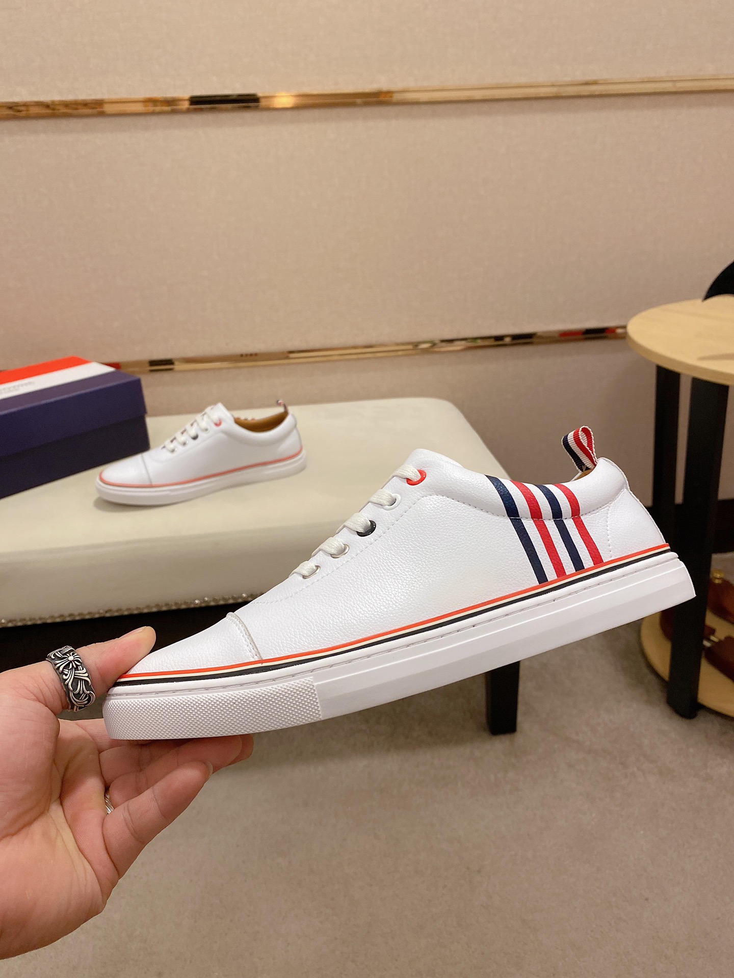 Thom Browne Low Top Sneaker 8 - vstockx