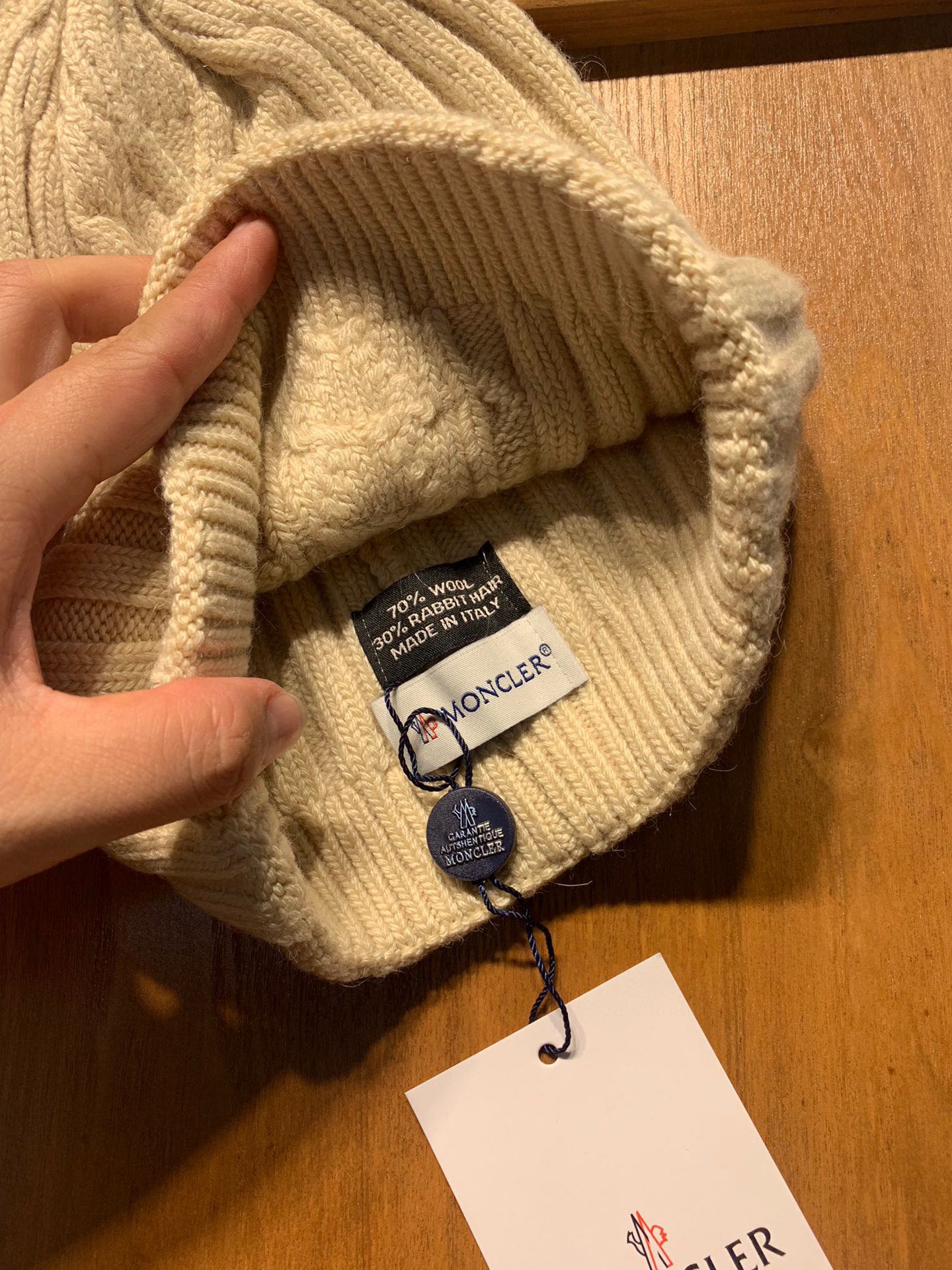 Hat Moncler 3 - vstockx