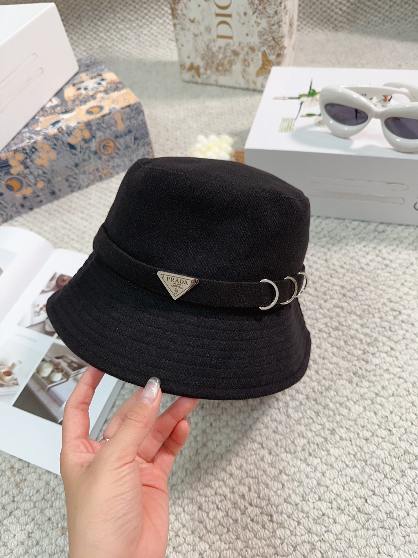 Streetwear Hat Prada 329302 - vstockx