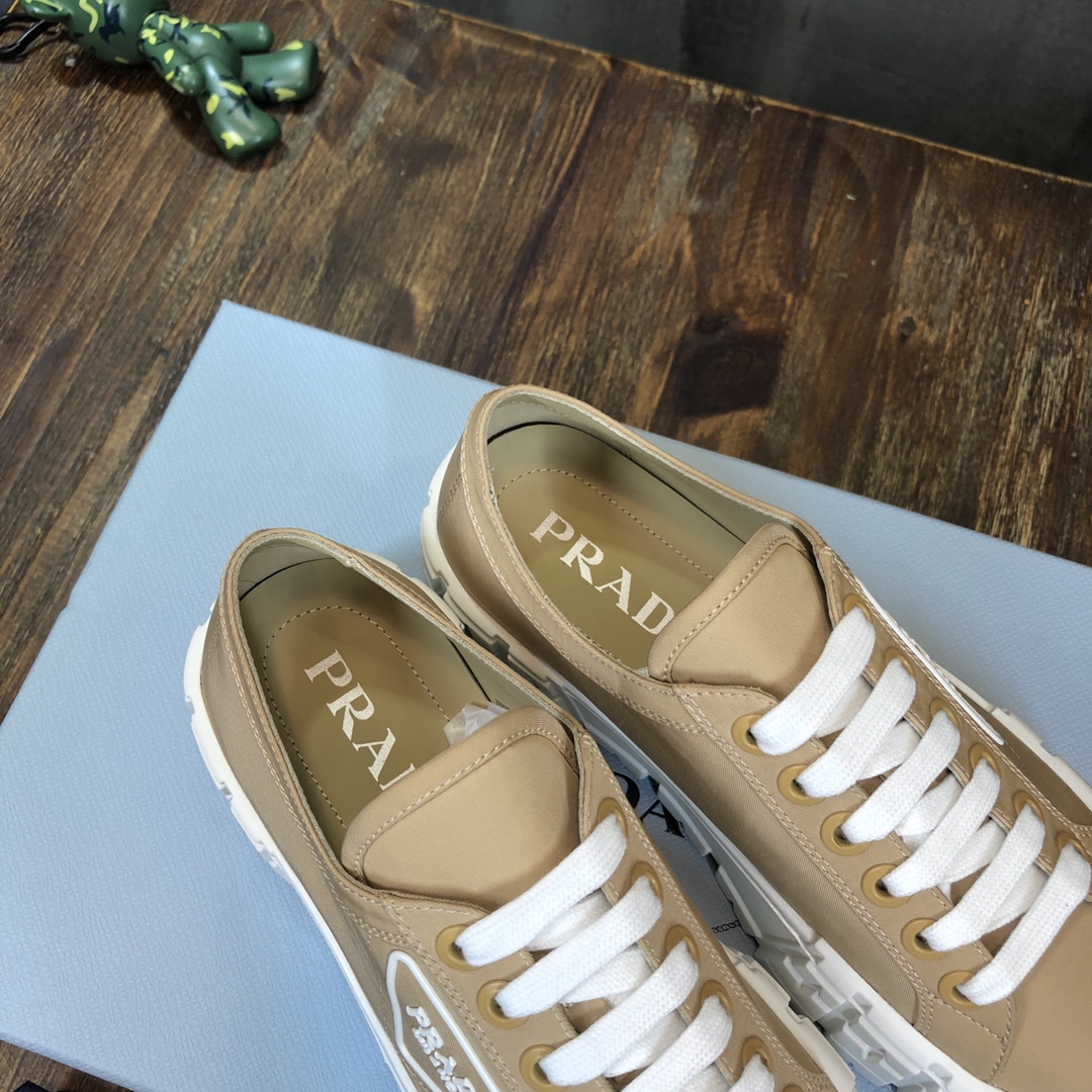 Prada Double Wheel sneaker 1 - vstockx