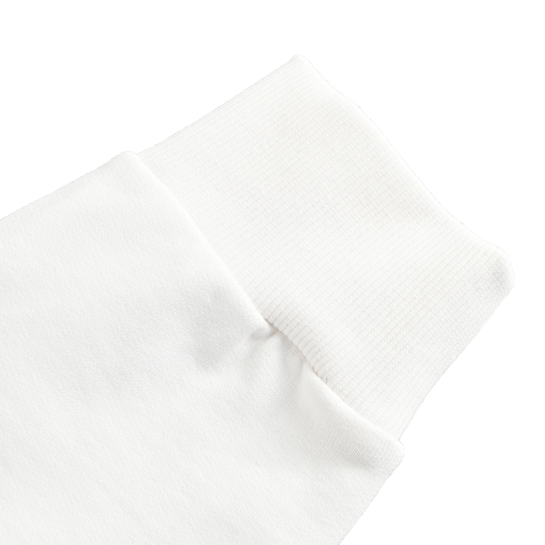 Clothes Burberry 815 - vstockx