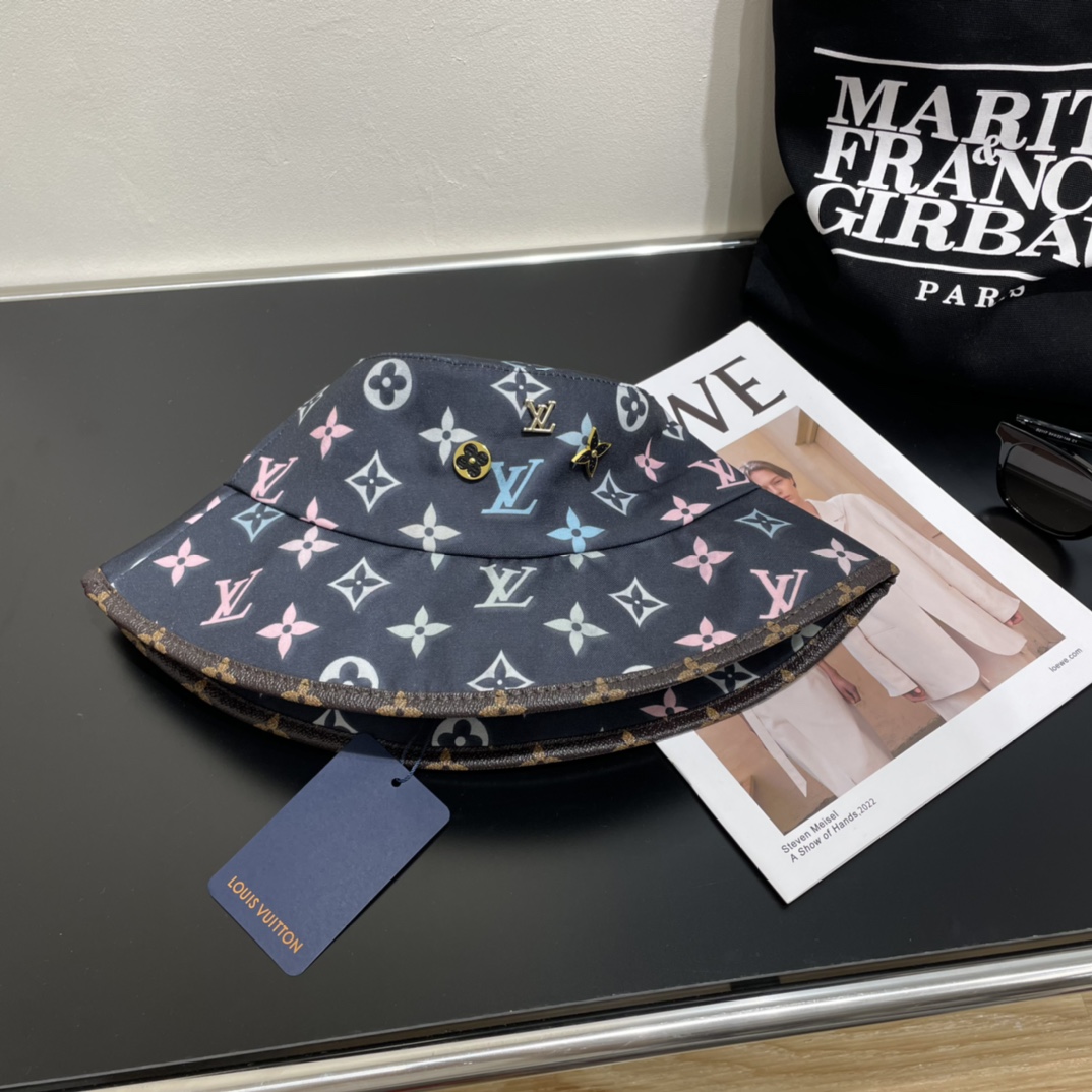 Streetwear Hat LV 329049 - vstockx