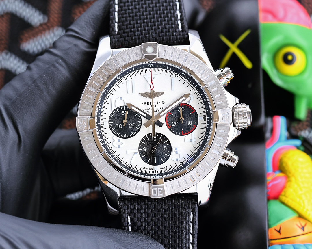 Watches BREITLING 323252 size:43*13 mm - vstockx