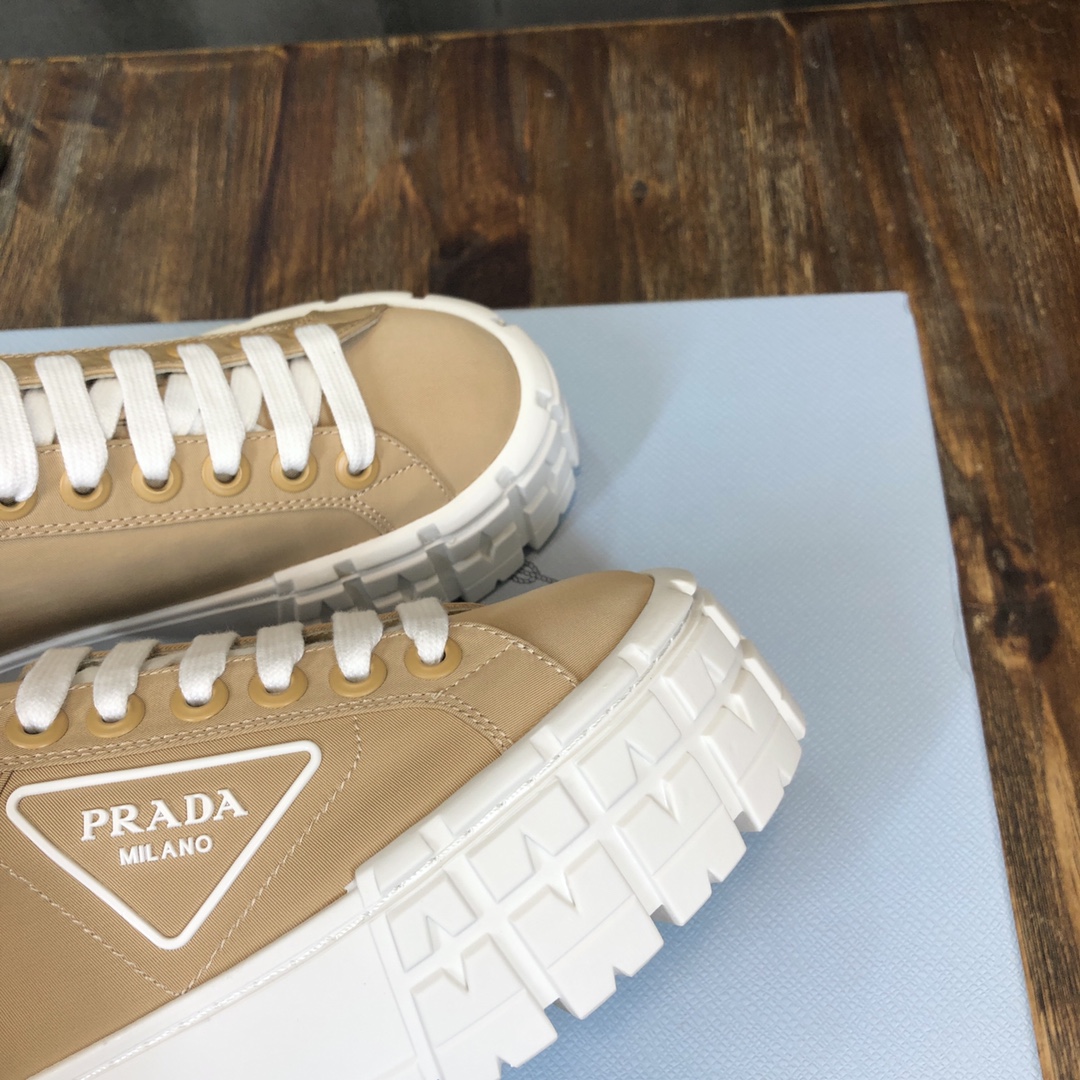 Prada Double Wheel sneaker 1 - vstockx