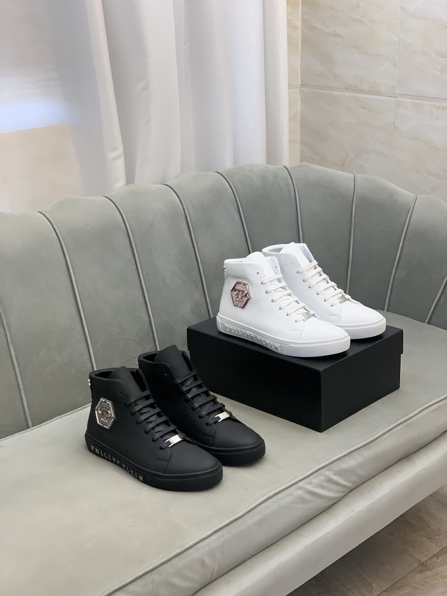 Philipp Plein High Top Sneakers 7 - vstockx