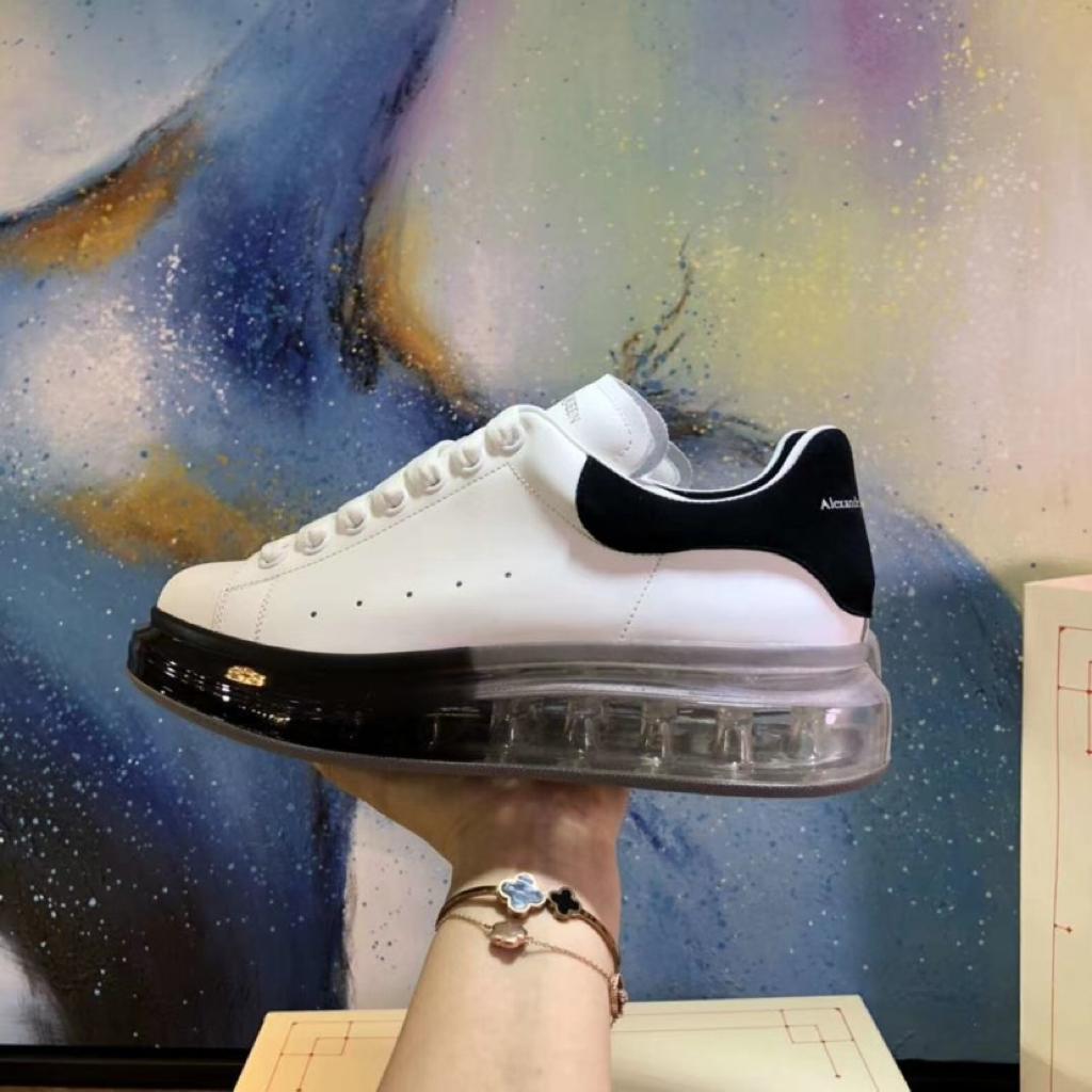 Alexander McQueen Oversized Black Sole White - vstockx