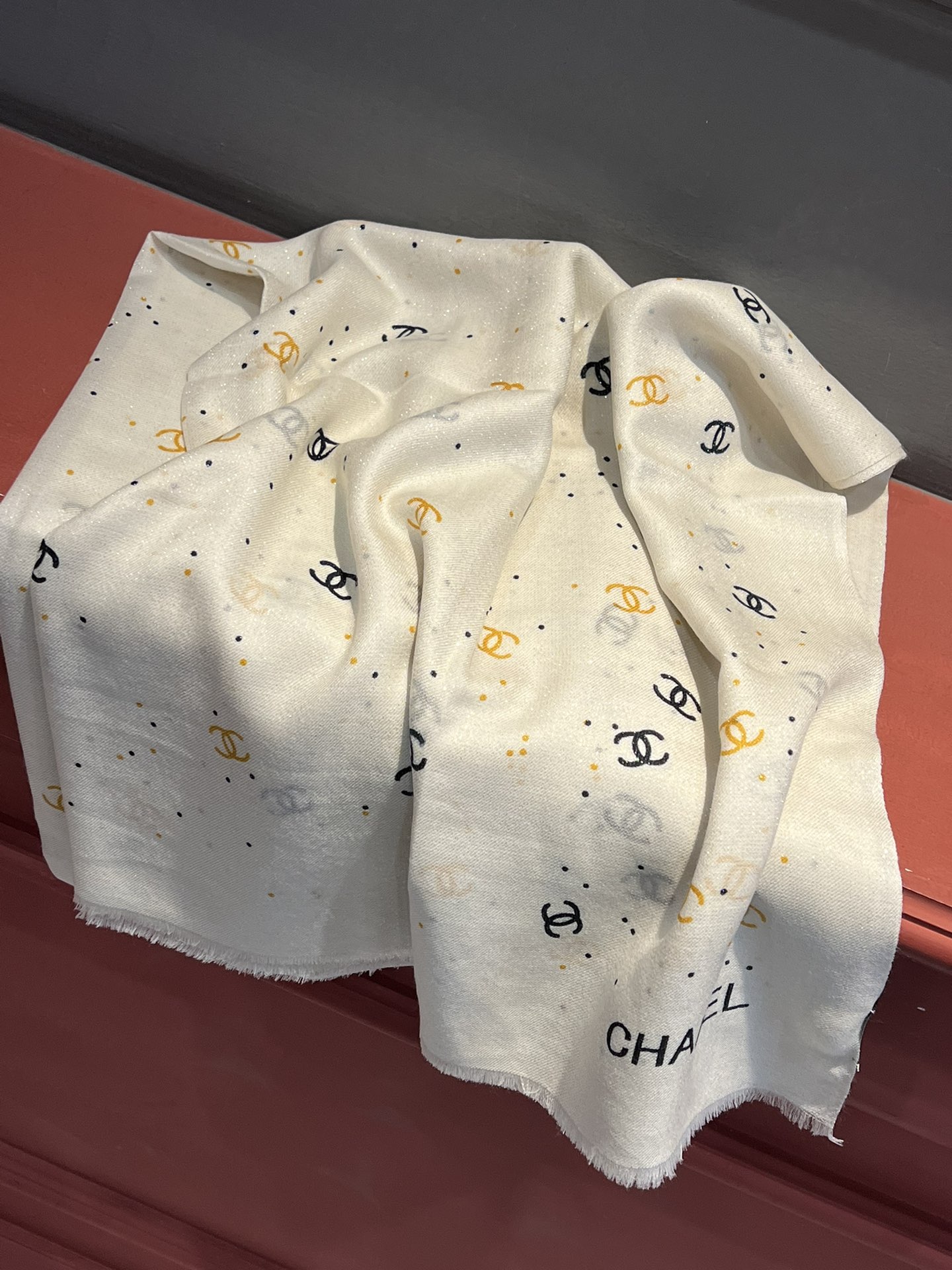 Streetwear Scarf CHANEL 328987 SIZE:110x200cm - vstockx