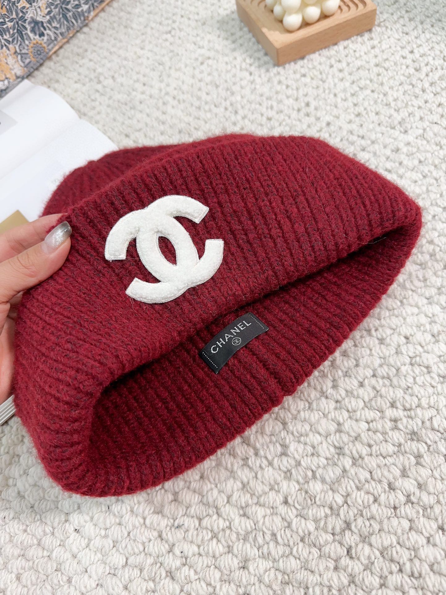 Streetwear Hat Chanel 329318 - vstockx