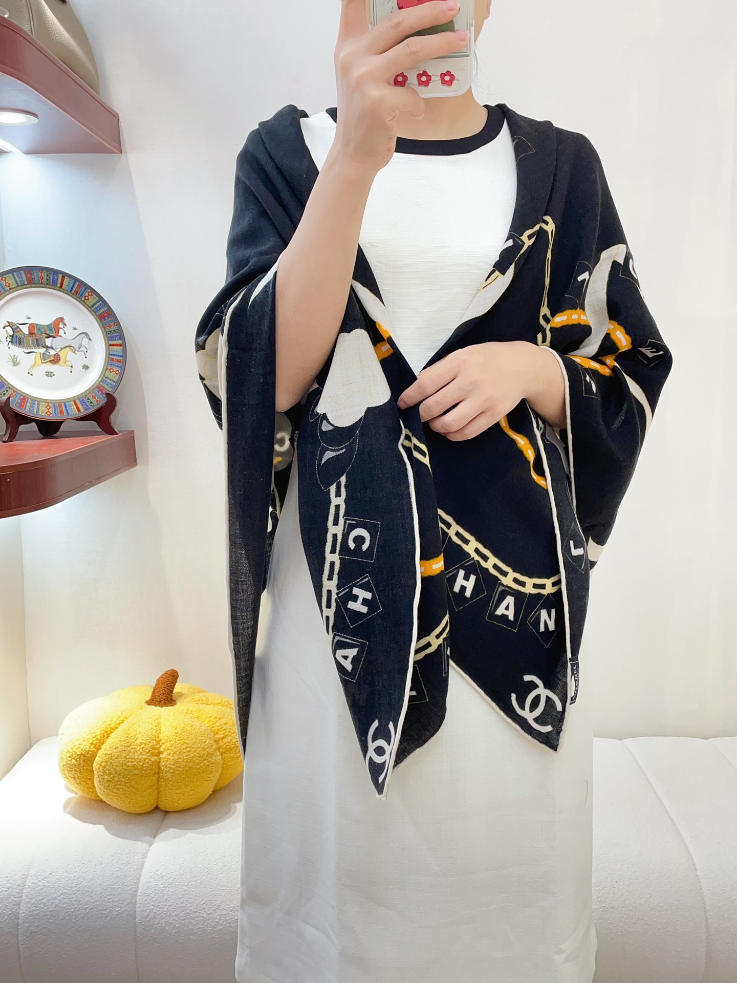 Streetwear Scarf CHANEL 328744 SIZE:140*140cm - vstockx