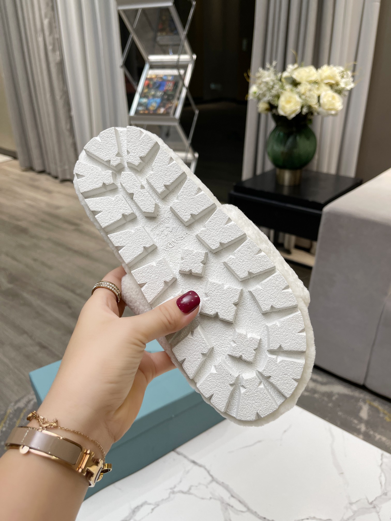 Prada Flat Sandals 5 - vstockx