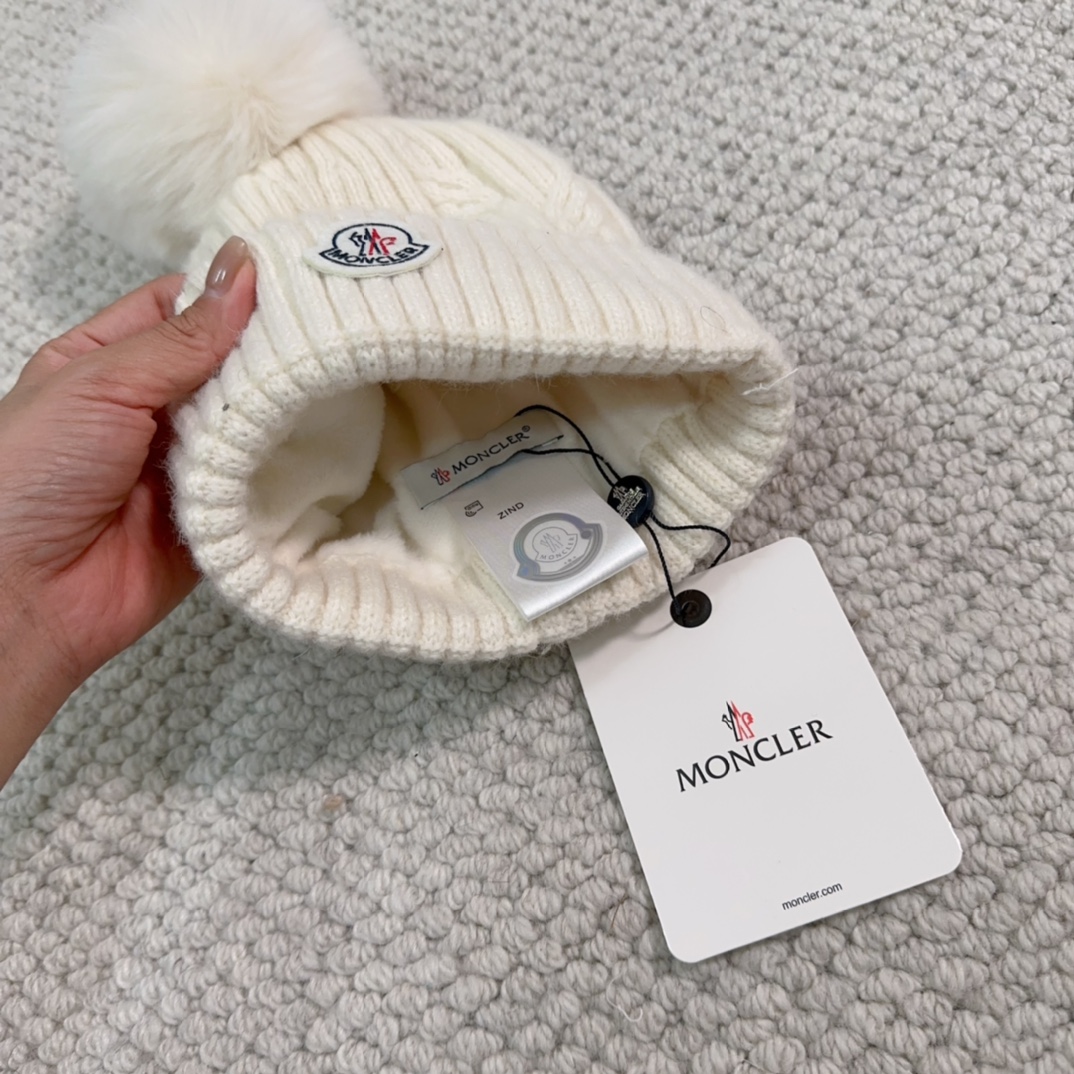 Streetwear Hat Moncler 329306 - vstockx