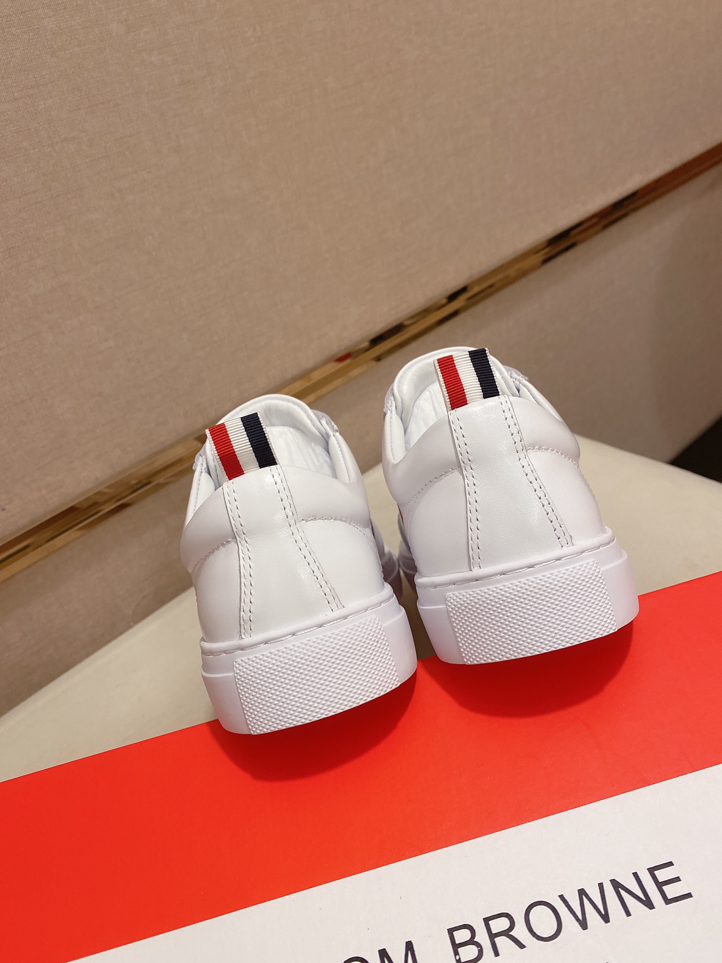 Thom Browne Low Top Sneaker 5 - vstockx