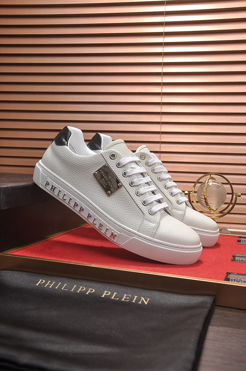 Philipp Plein Low Top Sneakers 23 - vstockx