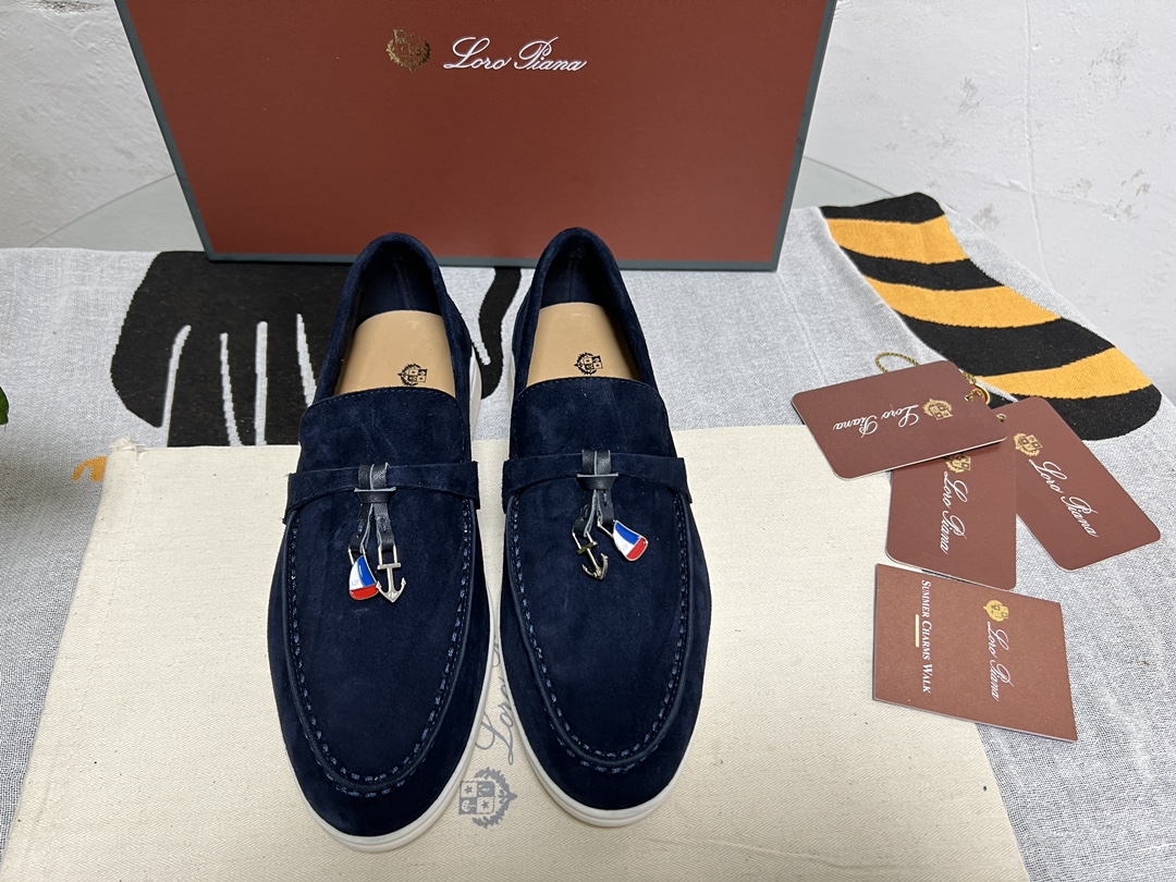 Loro Piana shoes 297 - vstockx