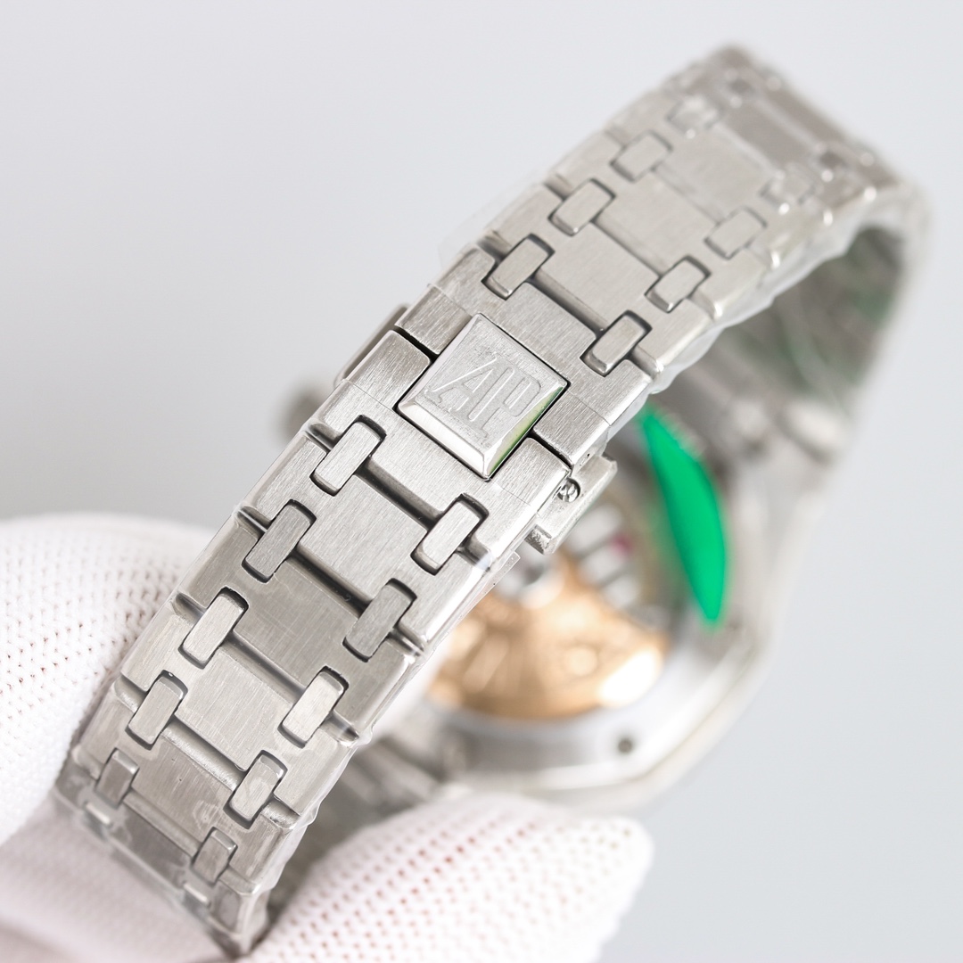 Watches AudemarsPiguet 15550ST 323151 size:37 mm - vstockx