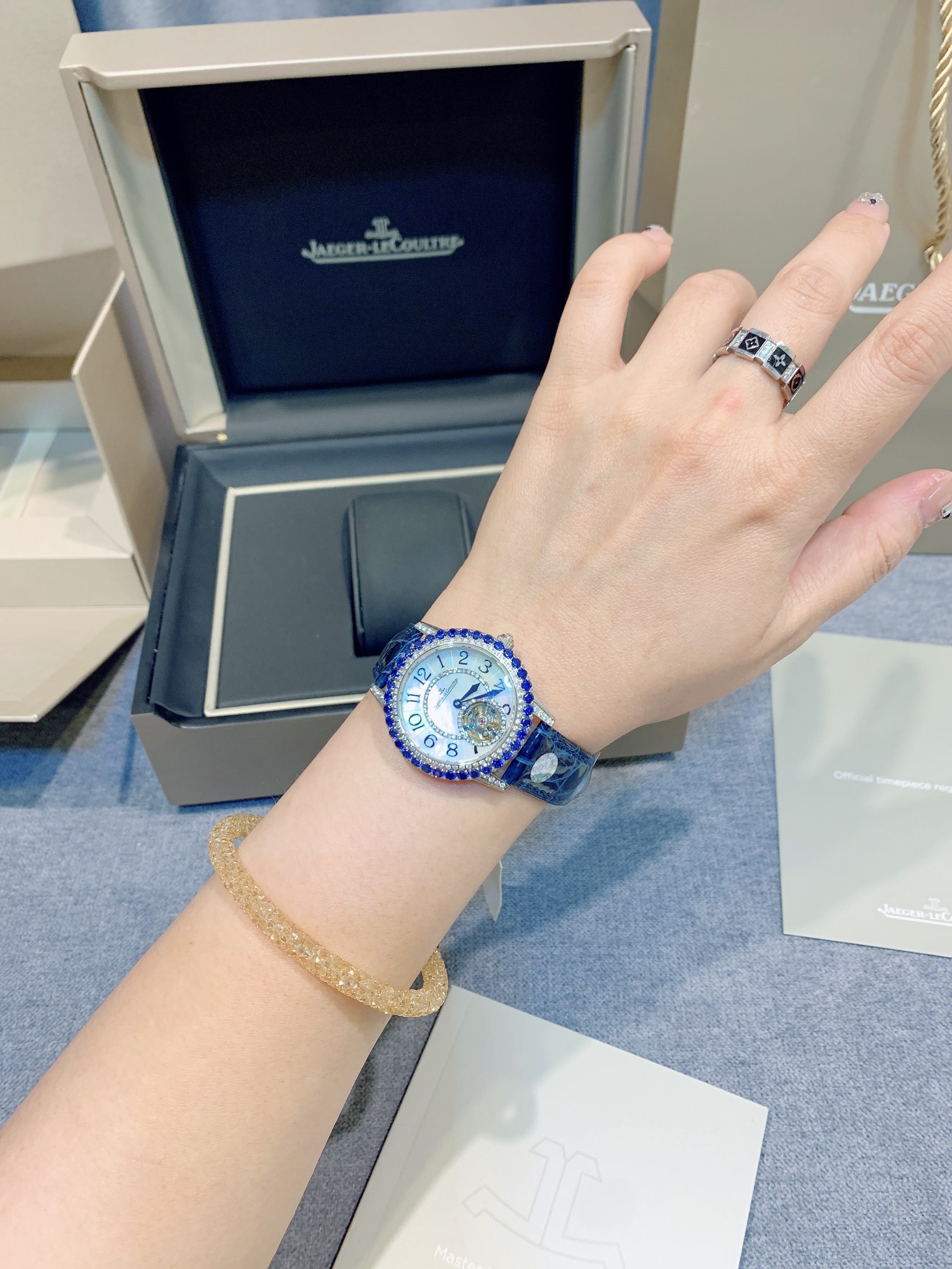 Watches Jaeger-LeCoultre 322245 size:34*11 mm - vstockx