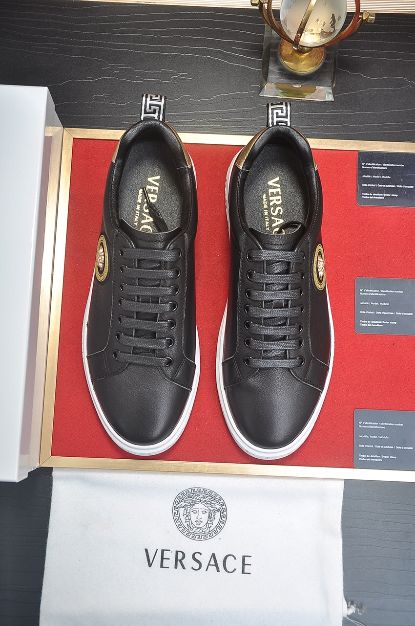 Versace Greca Sneaker 28 - vstockx