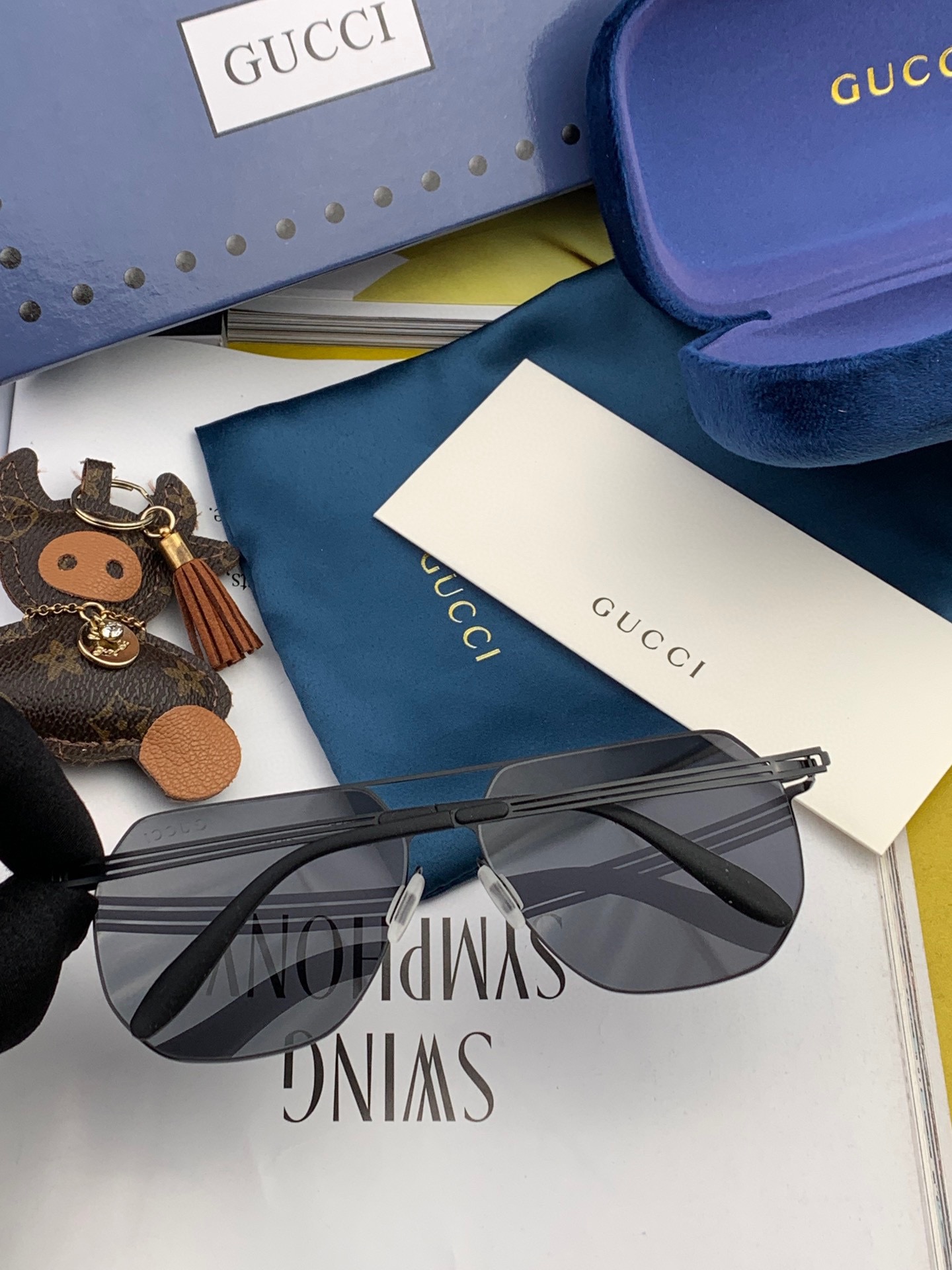 Sunglasses Gucci G7500 - vstockx