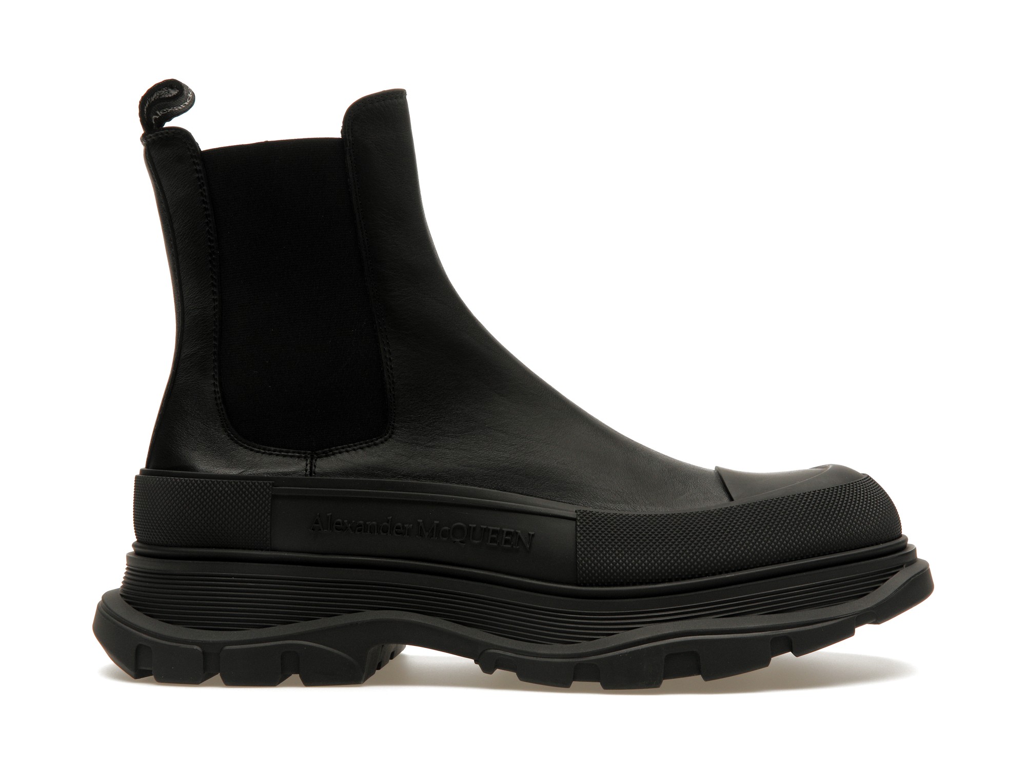 Alexander McQueen Tread Slick Chelsea Boot Leather Triple Black - vstockx