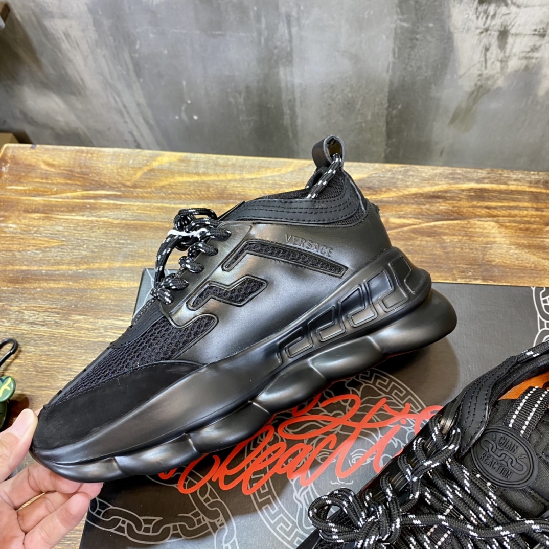 Versace Chain Reaction Black - vstockx