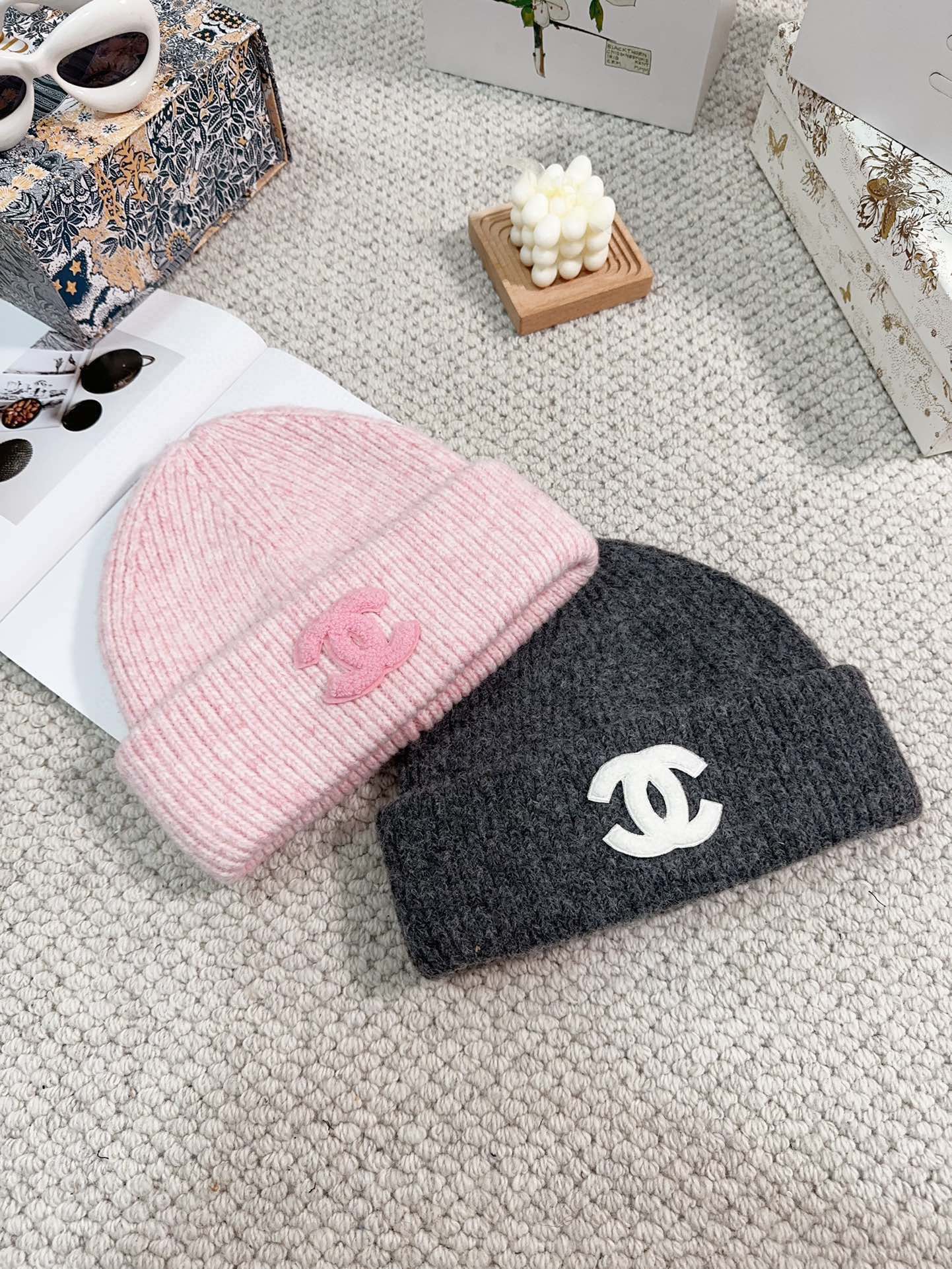 Streetwear Hat Chanel 329317 - vstockx