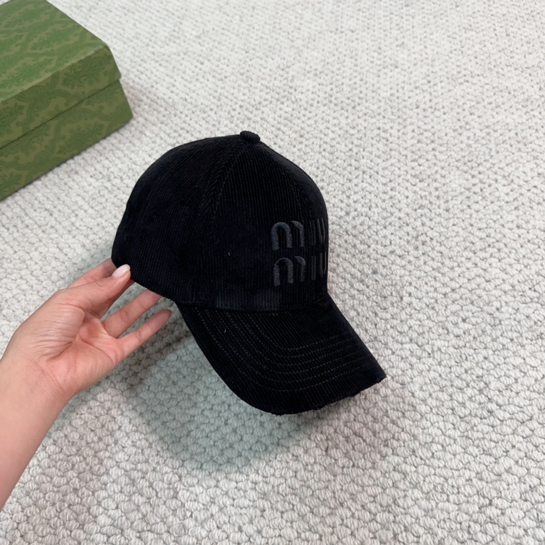 Streetwear Hat Miu 329310 - vstockx