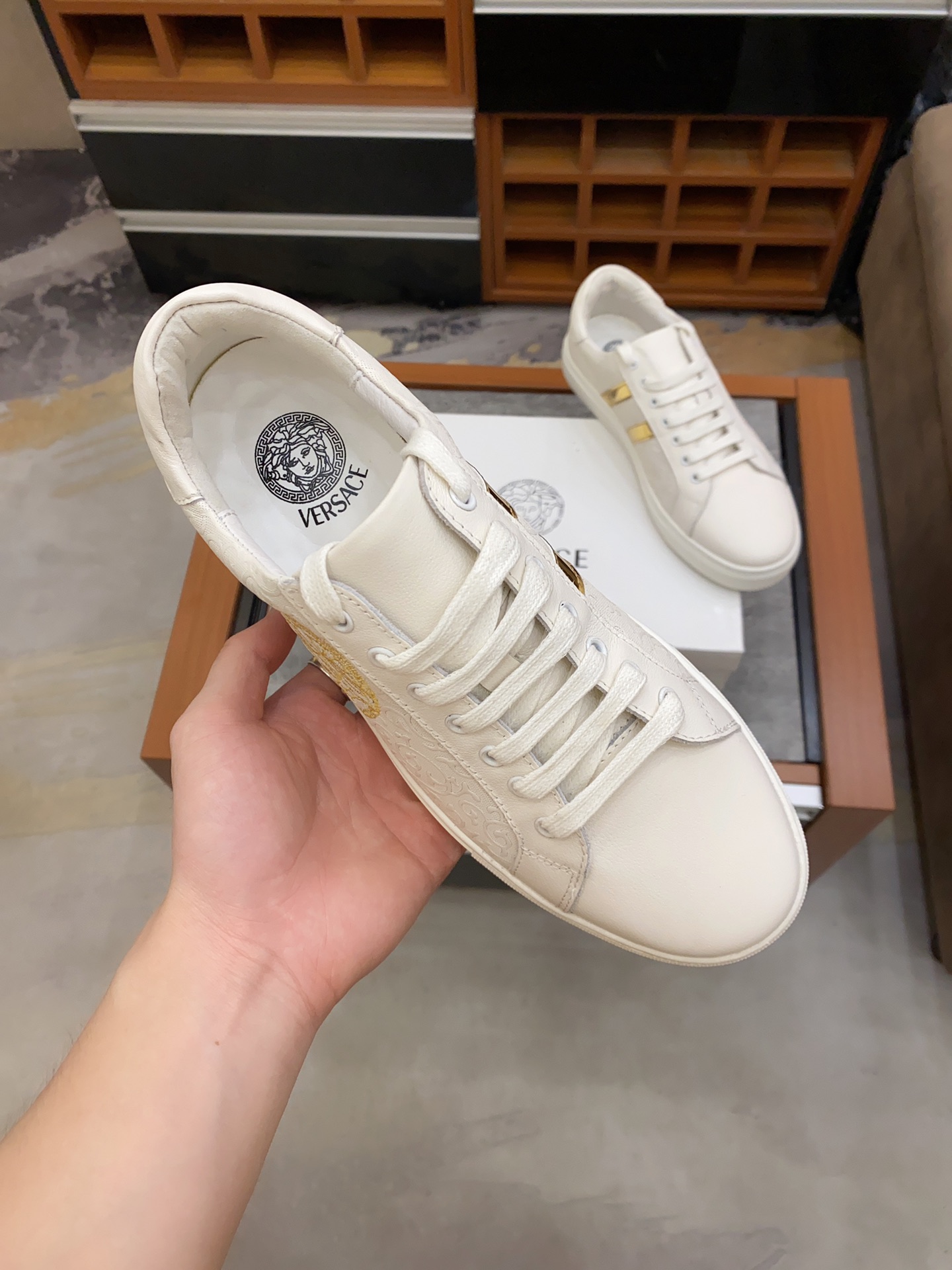 Versace Greca Sneaker 1 - vstockx